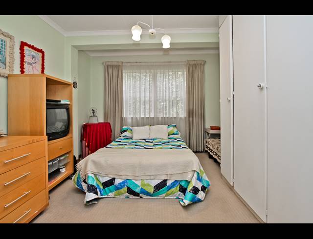 3 BEDROOM HOUSE FOR SALE IN NORWOOD